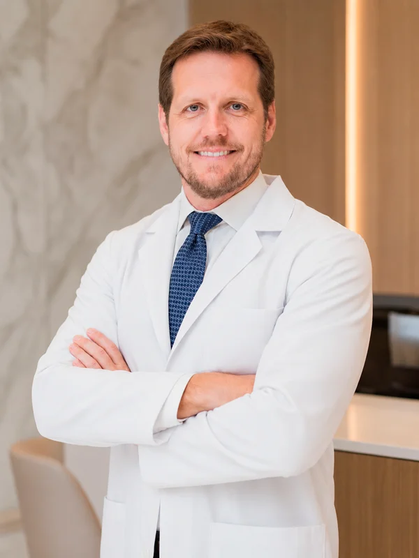 Dr. Guilherme Ravanini, cirurgião oncológico no Rio de Janeiro